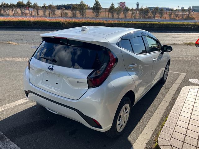 TOYOTA AQUA X