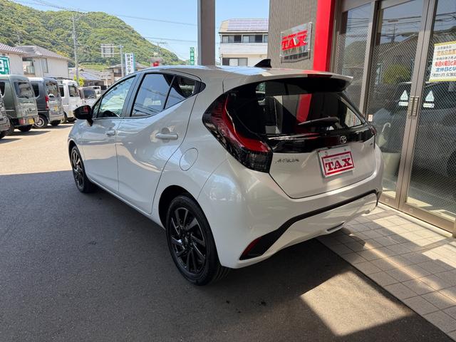 TOYOTA AQUA Z