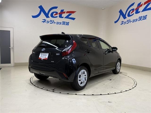 TOYOTA AQUA X