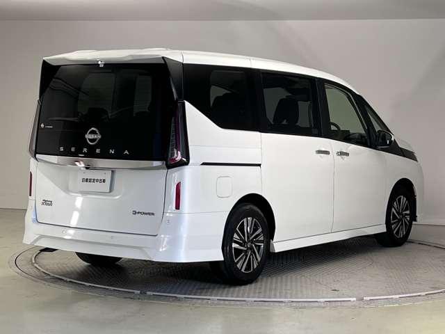 NISSAN SERENA E-POWER HIGHWAY STAR V