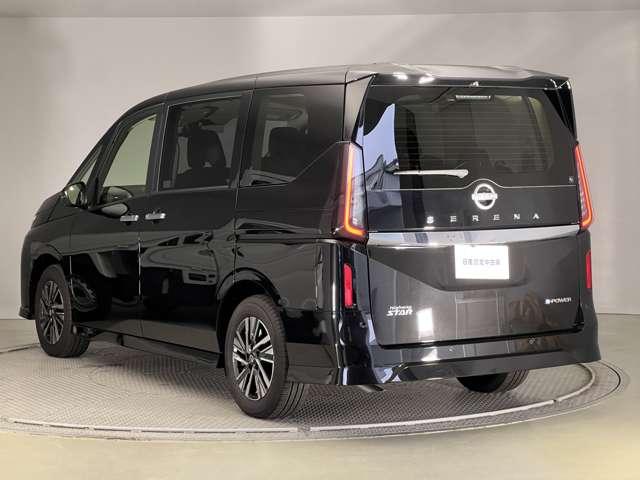 NISSAN SERENA E-POWER HIGHWAY STAR V