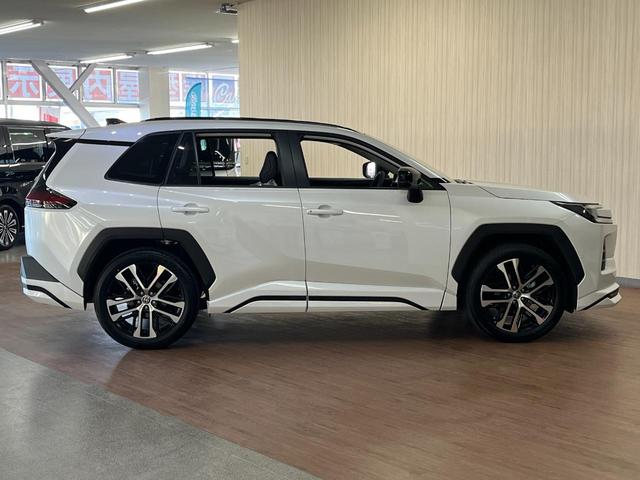TOYOTA RAV4 Z