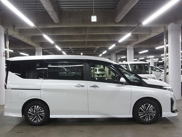 NISSAN SERENA E-POWER HIGHWAY STAR V