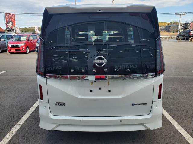 NISSAN SERENA E-POWER HIGHWAY STAR V