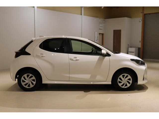 TOYOTA YARIS X