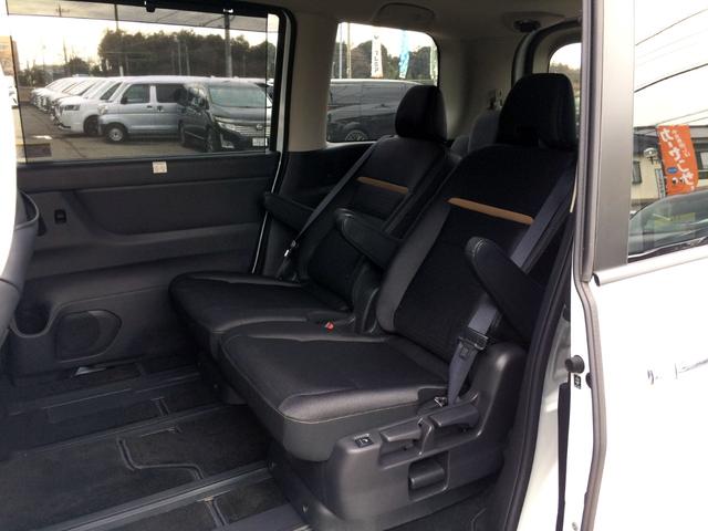 NISSAN SERENA E-4ORCE HIGHWAY STAR V
