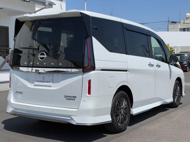 NISSAN SERENA E-4ORCE AUTECH
