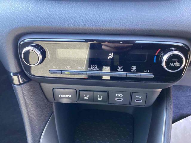 TOYOTA YARIS Z