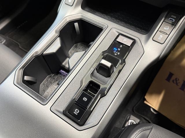 TOYOTA RAV4 Z