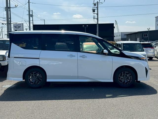 NISSAN SERENA HIGHWAY STAR V