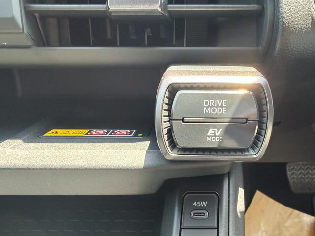 TOYOTA RAV4 Z