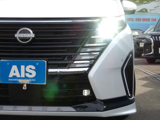 NISSAN SERENA E-4ORCE HIGHWAY STAR V