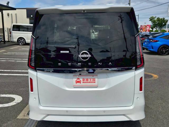 NISSAN SERENA HIGHWAY STAR V