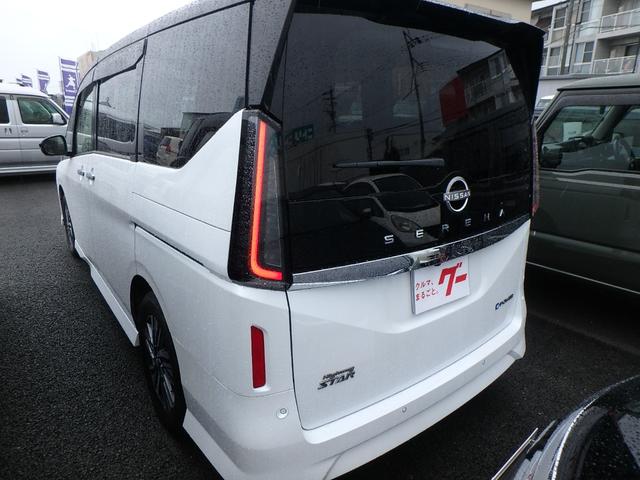 NISSAN SERENA E-POWER HIGHWAY STAR V