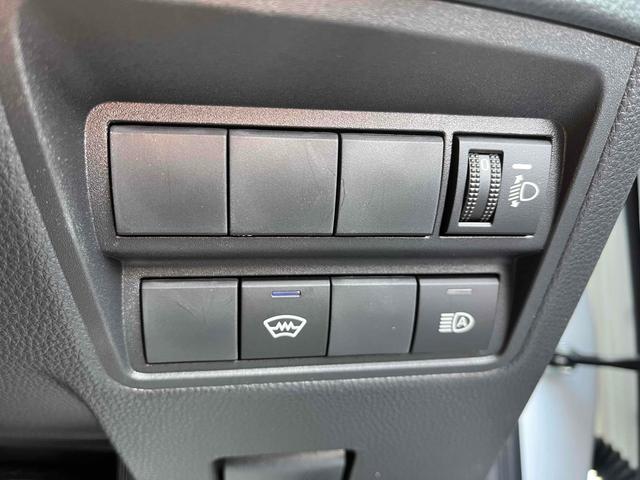 TOYOTA YARIS X