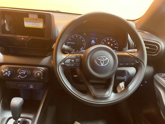 TOYOTA YARIS X