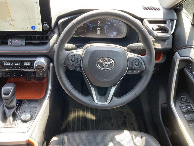 TOYOTA RAV4 HYBRID ADVENTURE