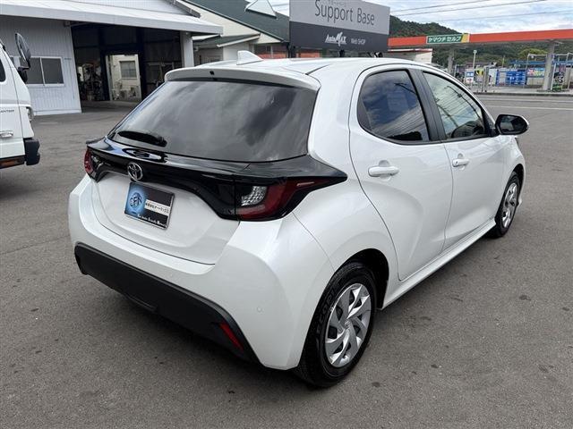 TOYOTA YARIS X