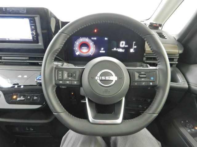NISSAN SERENA HIGHWAY STAR V