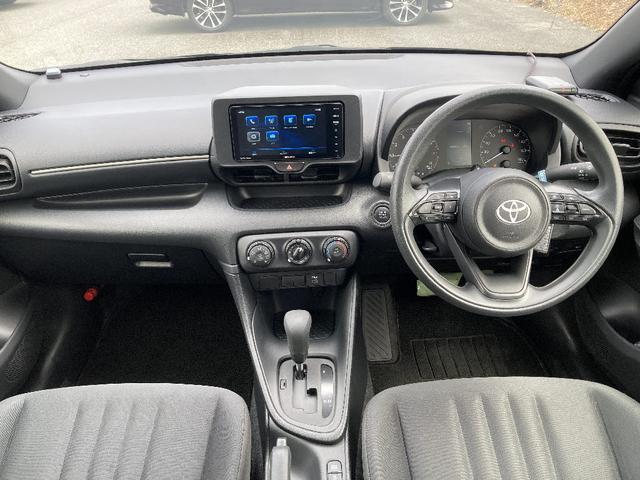 TOYOTA YARIS X