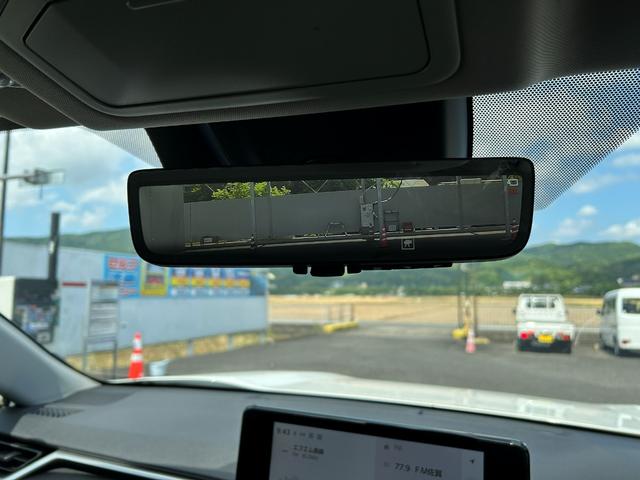 TOYOTA RAV4 HYBRID ADVENTURE OFFROAD PACKAGE II