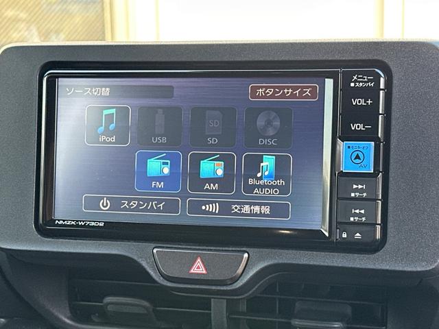 TOYOTA YARIS HYBRID X