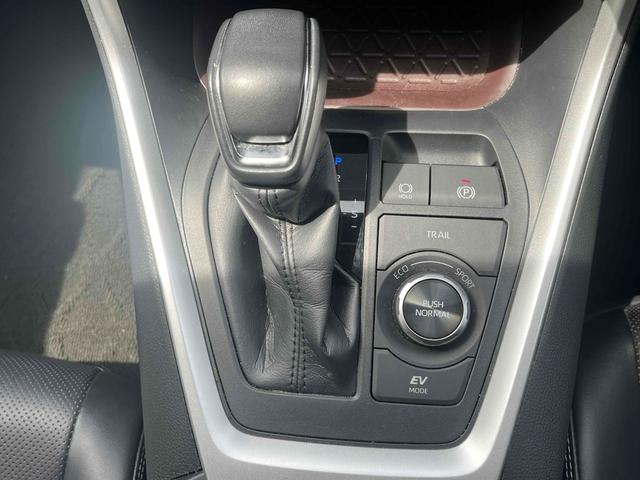 TOYOTA RAV4 HYBRID G