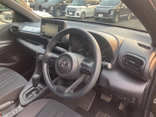 TOYOTA YARIS X