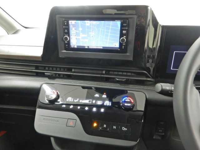 NISSAN SERENA HIGHWAY STAR V