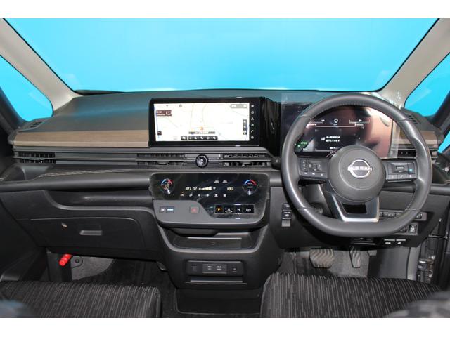 NISSAN SERENA E-POWER HIGHWAY STAR V