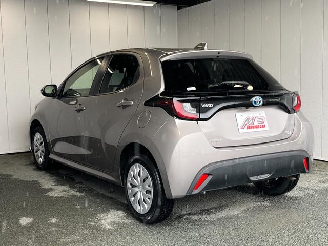TOYOTA YARIS HYBRID X