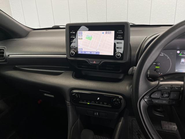 TOYOTA YARIS HYBRID X