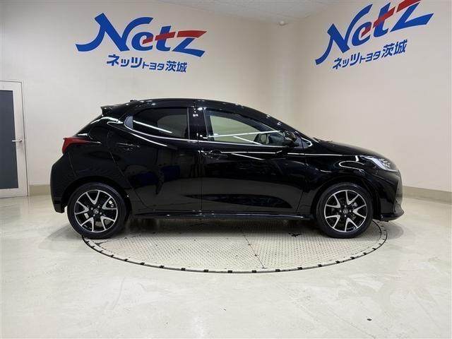 TOYOTA YARIS Z
