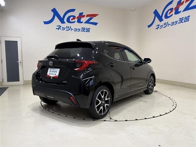 TOYOTA YARIS Z