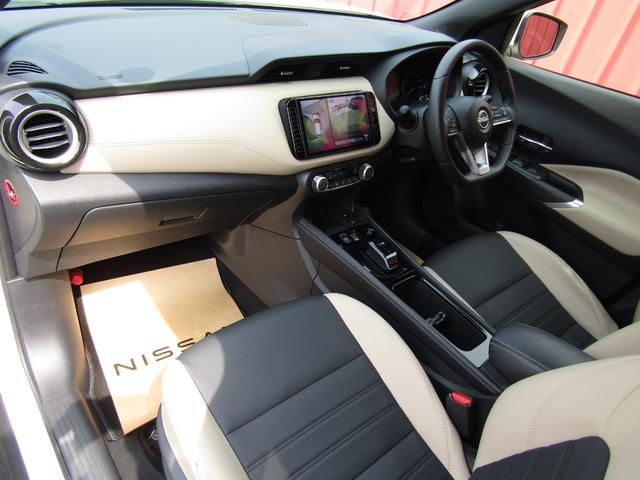NISSAN KICKS X TWO TONE INTERIOR EDITION