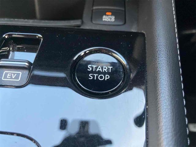 NISSAN KICKS X FOUR STYLE EDITION