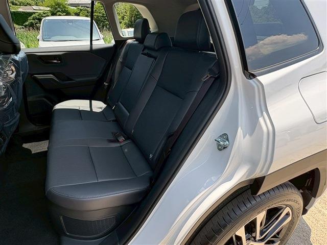 TOYOTA RAV4 Z