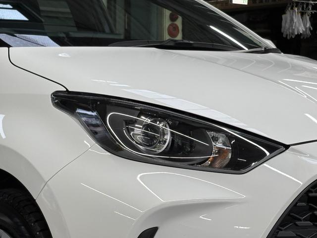 TOYOTA YARIS HYBRID X