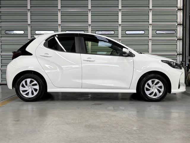 TOYOTA YARIS HYBRID X