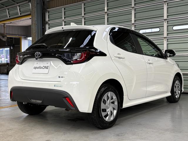 TOYOTA YARIS HYBRID X
