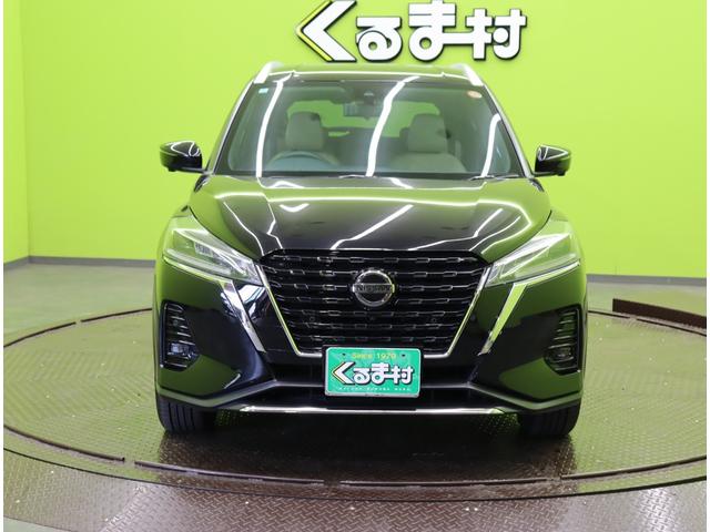 NISSAN KICKS X TWO TONE INTERIOR EDITION
