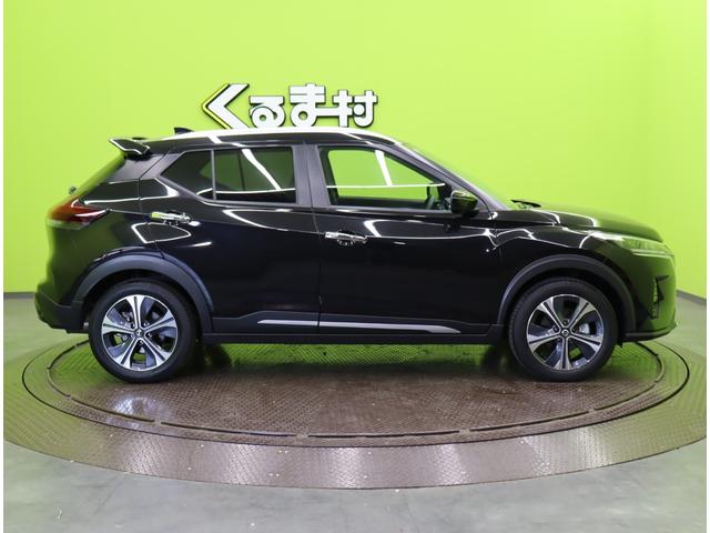 NISSAN KICKS X TWO TONE INTERIOR EDITION
