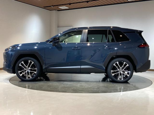 TOYOTA RAV4 Z