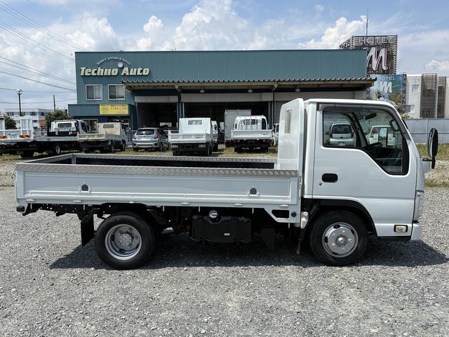 ISUZU ELF TRUCK FULL FLATLOW