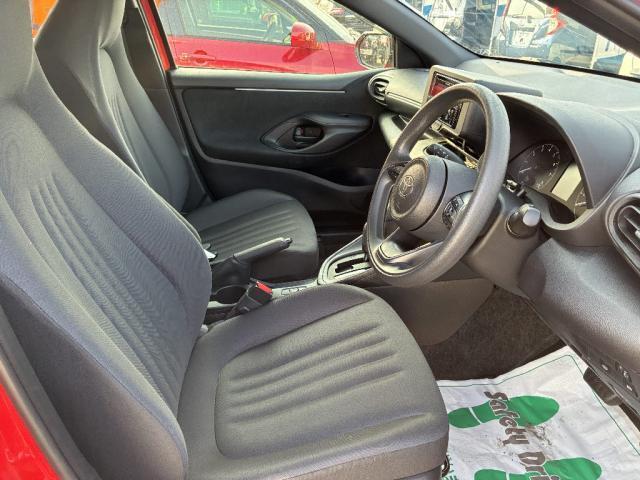 TOYOTA YARIS X