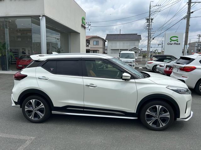 NISSAN KICKS X TWO TONE INTERIOR EDITION