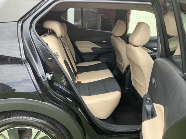NISSAN KICKS X TWO TONE INTERIOR EDITION
