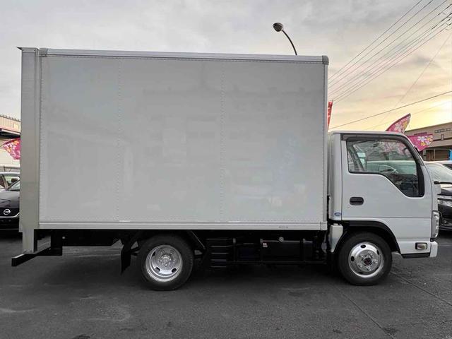 ISUZU ELF TRUCK
