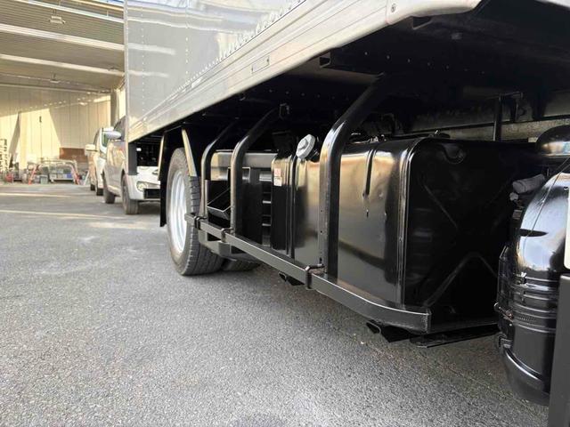 ISUZU ELF TRUCK
