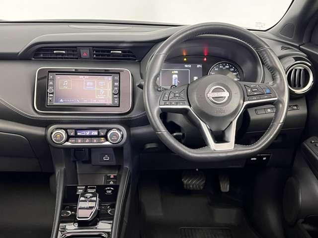 NISSAN KICKS X 90TH ANNIVERSARY